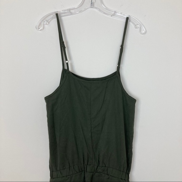 Motherhood Maternity Army Green Cargo Jumpsuit NWT - Picture 12 of 15